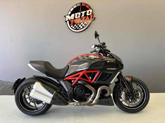 DUCATI DIAVEL ABS 